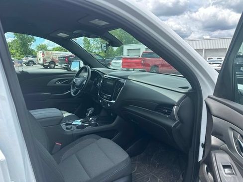 Used 2023 Chevrolet Traverse LT w/ LPO, Floor Liner Package AWD/4WD image 13