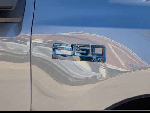 New 2024 Ford F150 Lightning XLT w/ Max Trailer Tow Package image 10