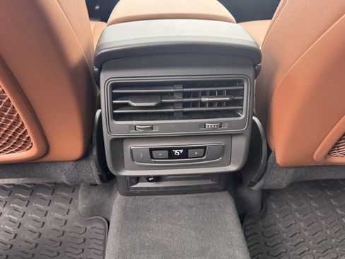 Certified 2025 Audi Q7 2.0T Premium image 15