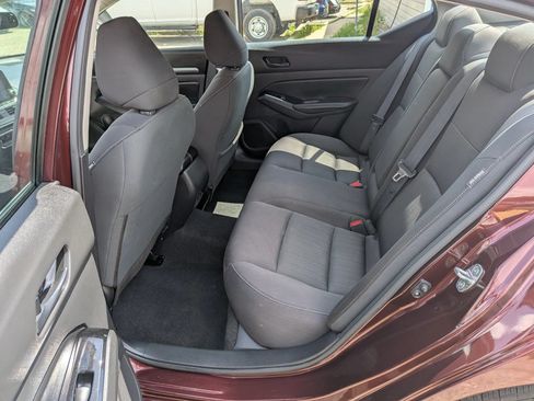 Used 2023 Nissan Altima 2.5 SV FWD image 27