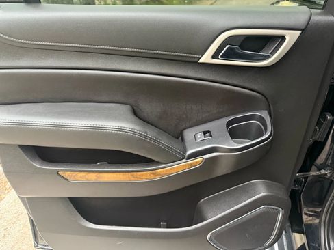 Used 2019 GMC Yukon XL Denali image 29