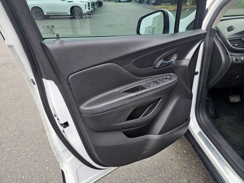 Used 2019 Buick Encore Preferred AWD/4WD image 23
