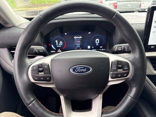 Used 2026 Ford Explorer Active AWD/4WD image 13