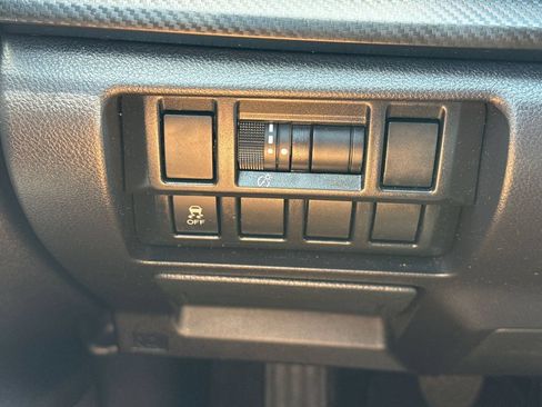 Used 2019 Subaru Impreza 2.0i AWD/4WD image 24