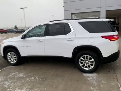 Used 2019 Chevrolet Traverse LT w/ LPO, Floor Liner Package AWD/4WD image 6