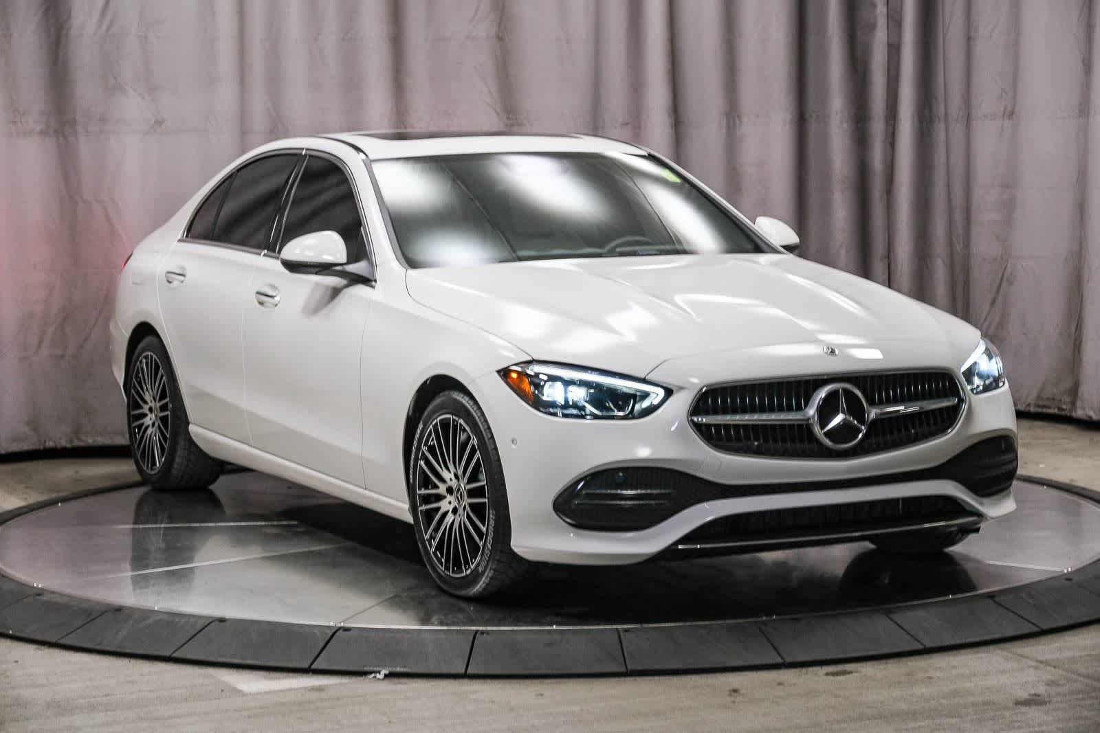 Used 2025 Mercedes-Benz C 300 4MATIC Sedan image 5