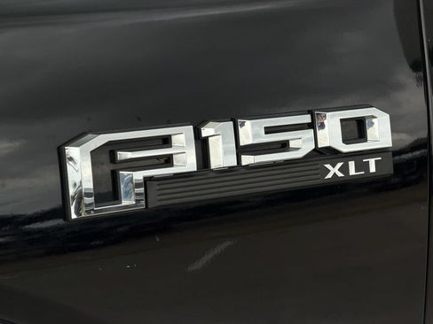 Used 2019 Ford F150 XLT w/ Equipment Group 302A Luxury AWD/4WD image 10