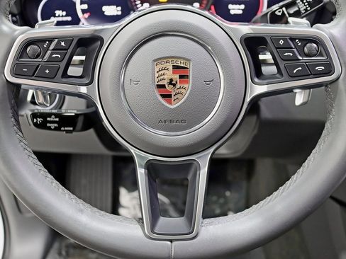 Used 2019 Porsche Cayenne image 14