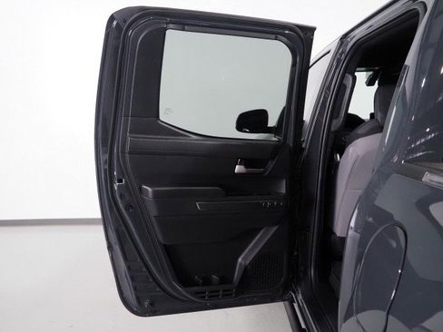 Used 2025 Toyota Tacoma TRD Off-Road image 47