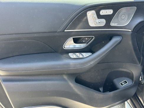 Certified 2024 Mercedes-Benz GLS 580 4MATIC image 10