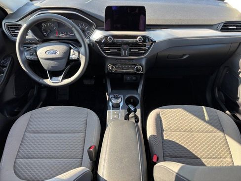 Used 2022 Ford Escape SE w/ Cold Weather Package image 13