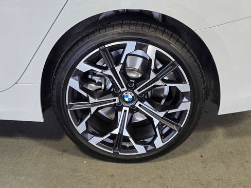 Used 2025 BMW 330i xDrive Sedan w/ Convenience Package image 8