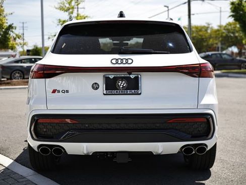 New 2026 Audi SQ5 Premium Plus image 10
