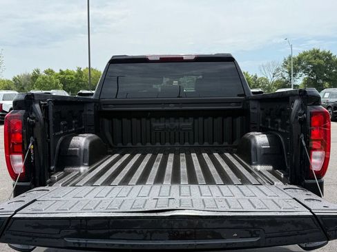 Used 2025 GMC Sierra 1500 SLE AWD/4WD image 7