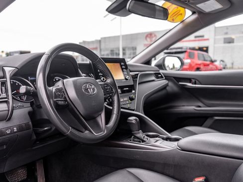 Used 2024 Toyota Camry SE FWD image 19