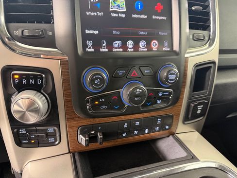 Used 2016 RAM 1500 Laramie AWD/4WD image 18