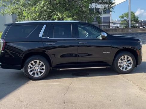 Used 2025 Chevrolet Tahoe Premier AWD/4WD image 9