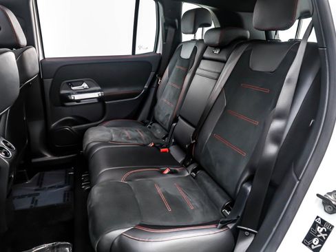 Used 2022 Mercedes-Benz GLB 35 AMG 4MATIC image 8