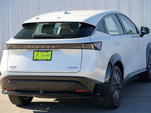 Used 2024 Nissan Ariya FWD image 47