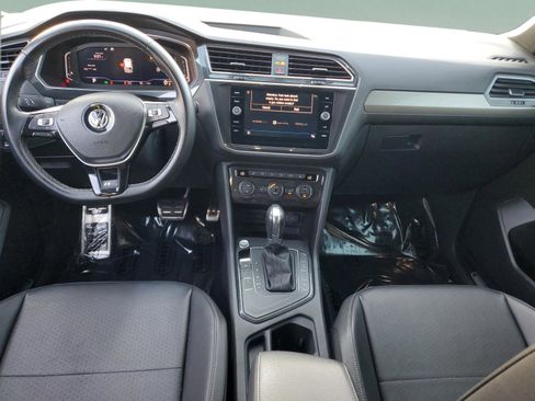 Used 2019 Volkswagen Tiguan S FWD image 11