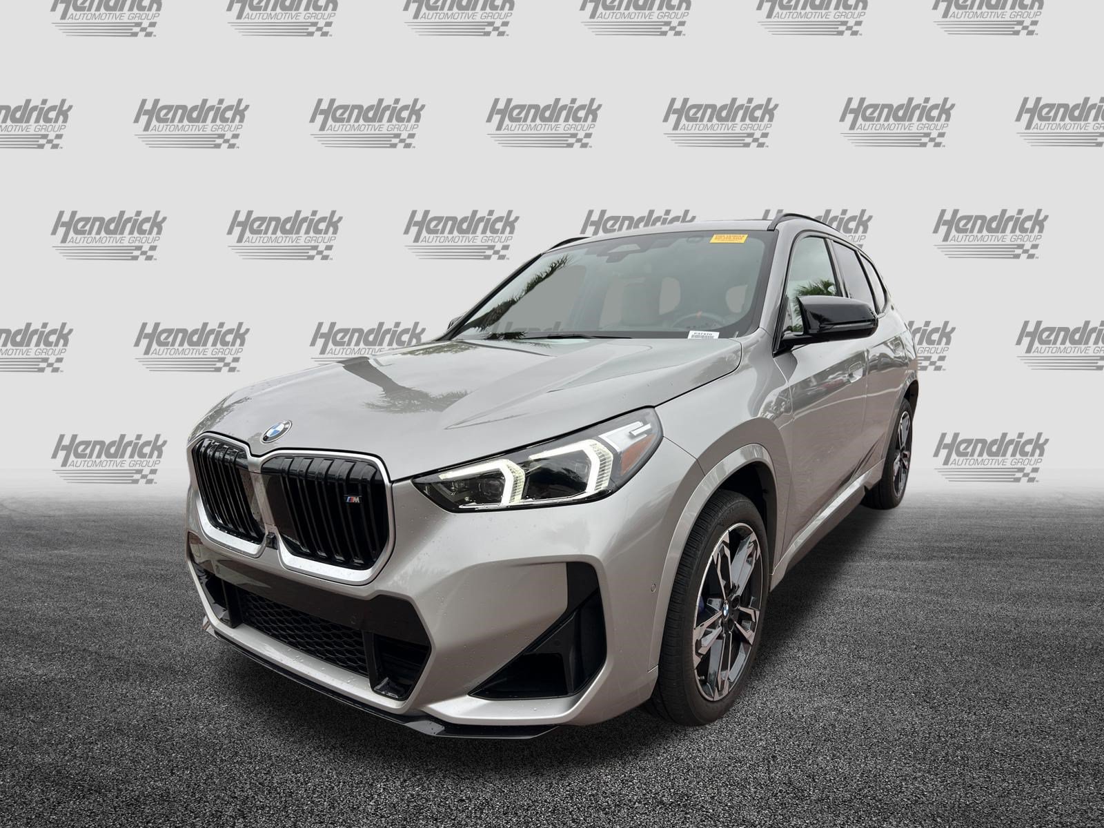 Certified 2025 BMW X1 M35i AWD/4WD image 5