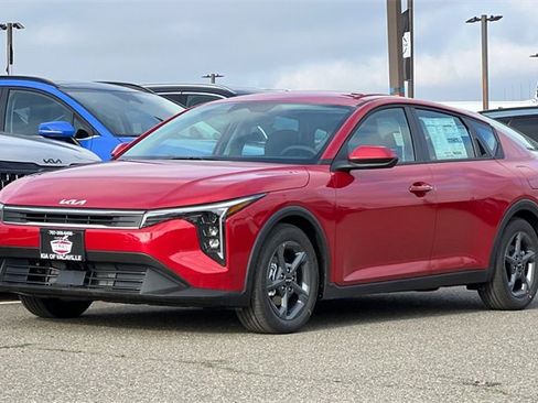 New 2025 Kia K4 LXS image 8