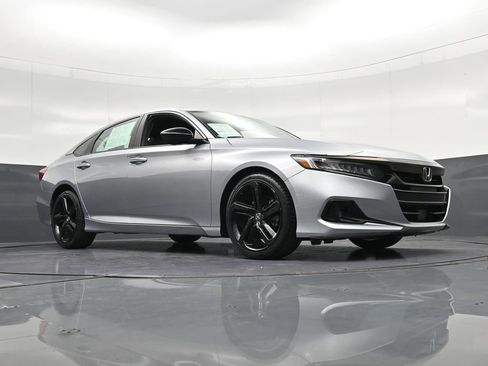 Used 2021 Honda Accord Sport image 22