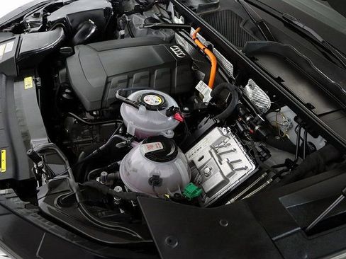 Used 2025 Audi Q5 e Premium Plus w/ Premium Plus Package image 40