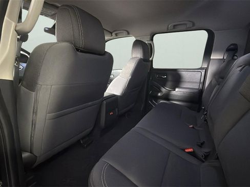 Used 2022 Nissan Frontier SV image 27