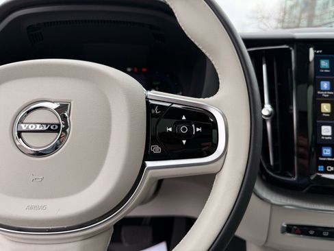 Used 2025 Volvo XC60 T8 Plus w/ Protection Package Premier image 54
