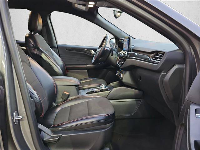 Used 2024 Ford Escape ST-Line AWD/4WD image 17