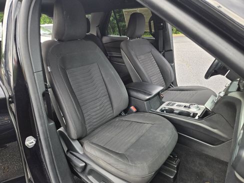 Used 2020 Ford Explorer XLT RWD image 19