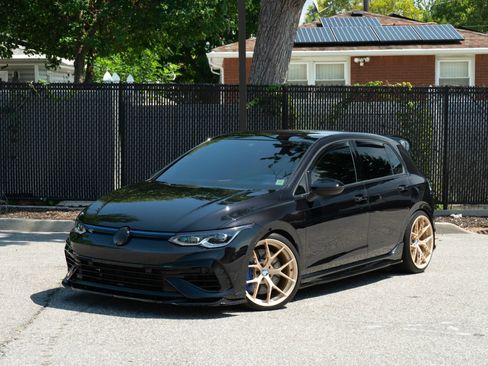 Used 2024 Volkswagen Golf R AWD/4WD image 34