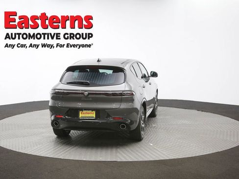 Used 2024 Alfa Romeo Tonale Veloce w/ Active Assist Package AWD/4WD image 36