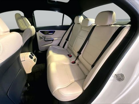 Used 2024 Mercedes-Benz C 300 4MATIC Sedan image 21