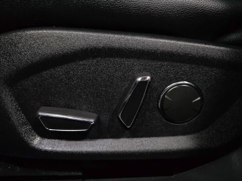 Used 2020 Ford Fusion SEL image 29