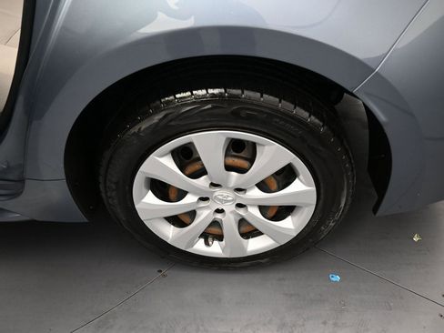 Used 2020 Toyota Corolla LE image 46