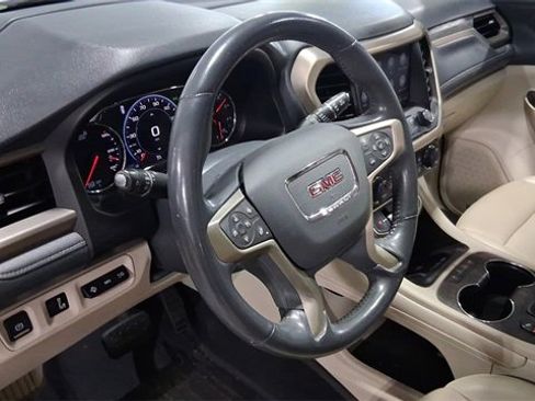 Used 2022 GMC Acadia Denali w/ Denali Technology Package image 29
