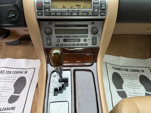 Used 2006 Lexus SC 430 Convertible RWD image 19