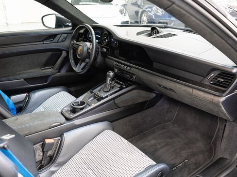Used 2022 Porsche 911 GT3 image 29