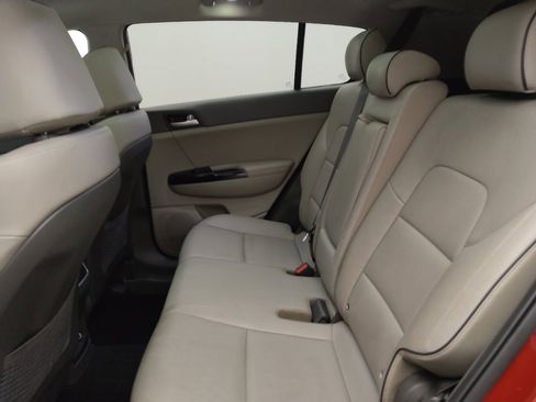 Used 2019 Kia Sportage EX w/ EX Premium Package FWD image 18