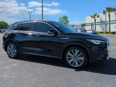 Used 2021 INFINITI QX50 Sensory image 2