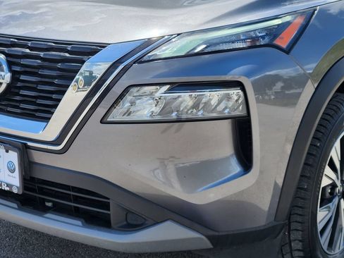 Used 2021 Nissan Rogue SV FWD image 6