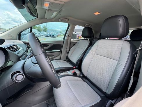 Used 2016 Buick Encore FWD image 15