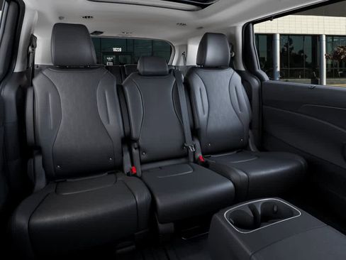 New 2026 Kia Carnival SX w/ SX Dark Edition Package FWD image 16
