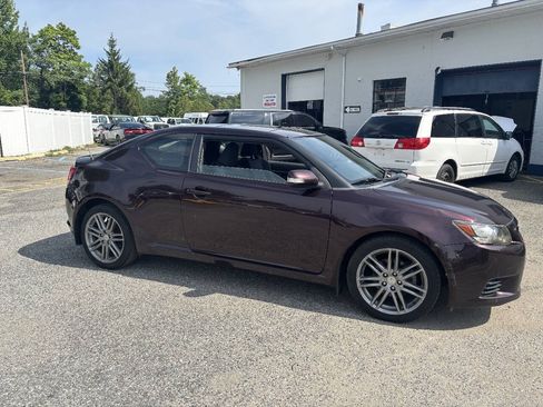 Used 2011 Scion tC FWD image 12