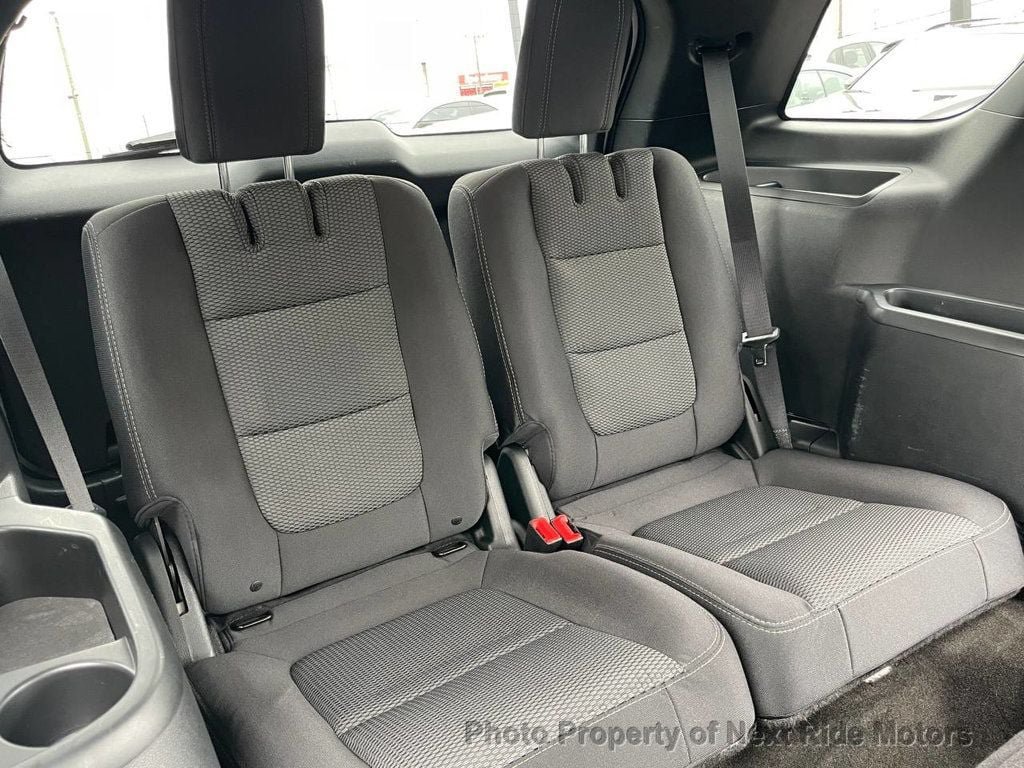Used 2018 Ford Explorer XLT FWD image 16