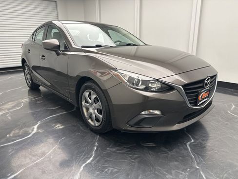 Used 2014 MAZDA MAZDA3 i Sport image 2