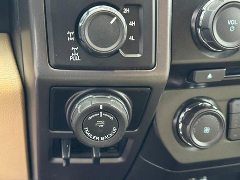 Used 2016 Ford F150 XLT w/ Equipment Group 302A Luxury image 19