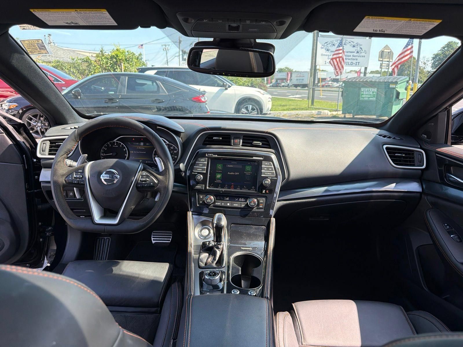 Used 2021 Nissan Maxima SR w/ Sport Mat Group FWD image 24